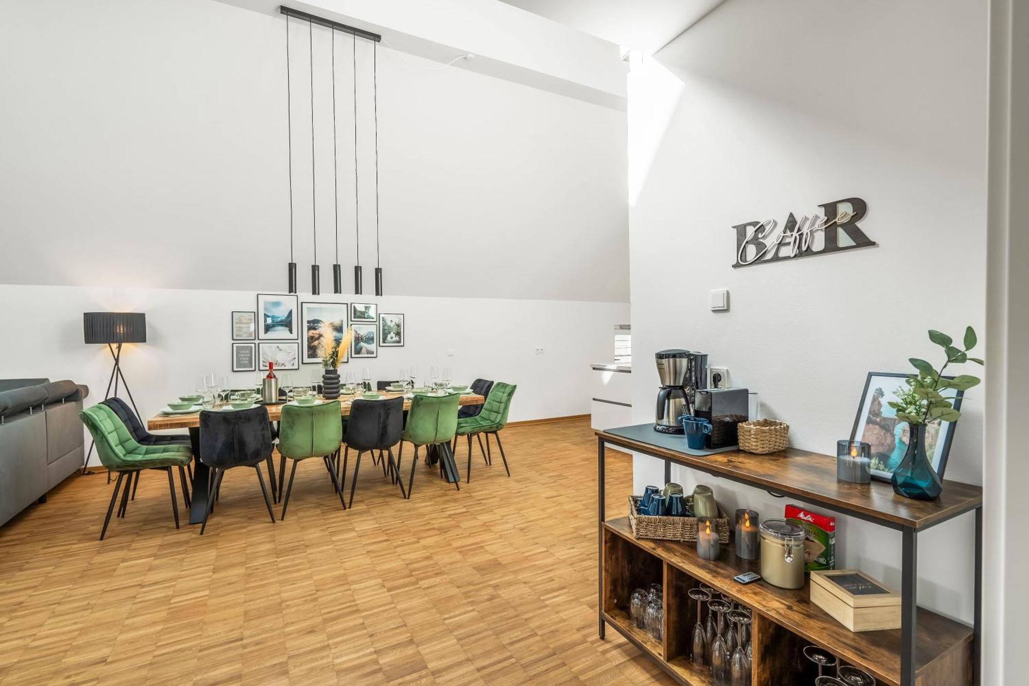 Dnd Design Loft I 170Qm I Parken I Balkon I Workstation I Netflix I Kaffee I Waschmaschine I Trockner I Xbox I Ausblick Apartment เวิร์ซบวร์ก ภายนอก รูปภาพ