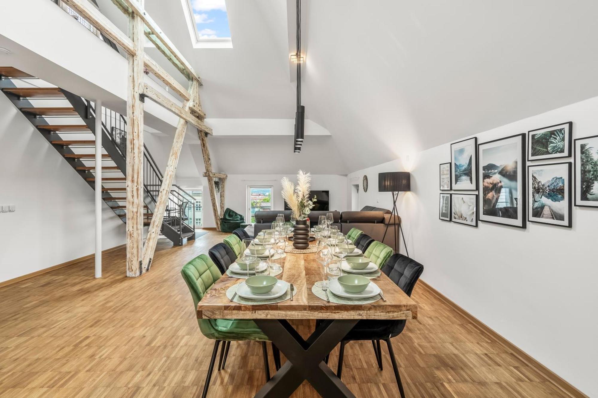Dnd Design Loft I 170Qm I Parken I Balkon I Workstation I Netflix I Kaffee I Waschmaschine I Trockner I Xbox I Ausblick Apartment เวิร์ซบวร์ก ภายนอก รูปภาพ